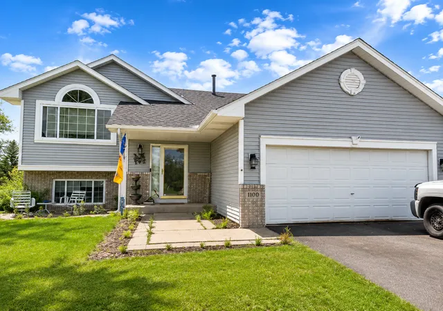 Photo 1 of Sale Pending at 1100 Kilbirnie Rd, Big Lake, MN 55309 | MLS# 7095841 | Listing updated on 2026-08-19