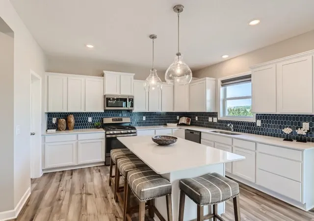 image of 257 6th St Nw, Delano, MN 55328 | MLS# 7095948