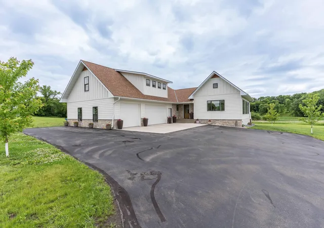 Photo 2 of Single family home for sale at 16458 County Hwy 35, Dalton, MN 56324 | MLS# 7095955 | Listing updated on 2026-09-03
