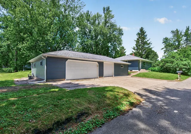 Homes for sale in East Bethel, MN | 223 Grove Rd, East Bethel, MN 55092 | MLS# 7095980