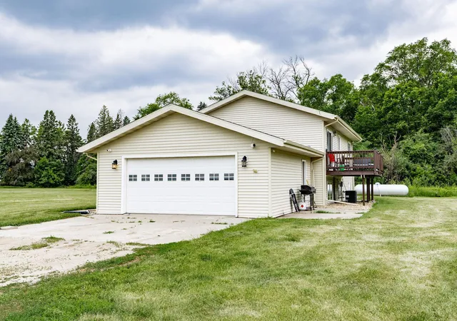 Homes for sale in Kindred, ND | 16657 52Nd St Se, Kindred, ND 58051 | MLS# 7096009