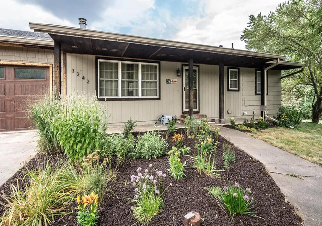 Photo 3 of Single family home for sale at 3242 Nybeck Ave S, Afton, MN 55001 | MLS# 7096021 | Listing updated on 2026-10-21