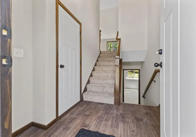 Photo 3 of Single family home for sale at 520 Lois Ln, Circle Pines, MN 55014 | MLS# 7096041 | Listing updated on 2026-08-04