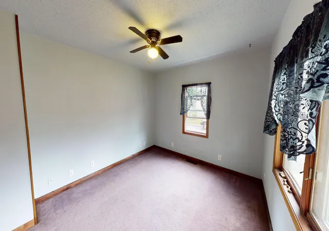 3rd image of 119 Morningside Rd, Albert Lea, MN 56007 | MLS# 7096061