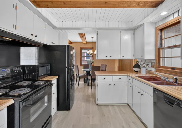 Photo 3 of Single family home for sale at 3141 Hampshire Ave N, Minneapolis, MN 55427 | MLS# 7096066 | Listing updated on 2026-09-18