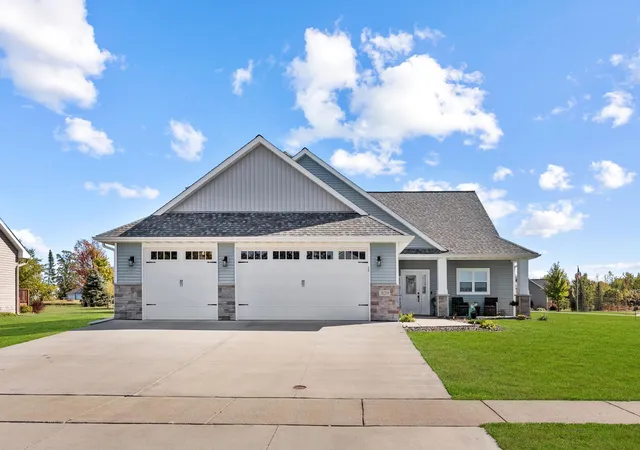 Homes for sale in North Branch, MN | 38209 Everett Ave, North Branch, MN 55056 | MLS# 7096078