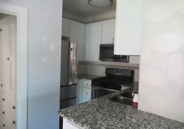 2nd image of 2739 Girard Ave S #101, Minneapolis, MN 55408 | MLS# 7096104