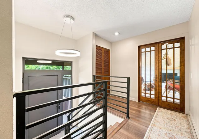 Photo 2 of Single family home for sale at 138 Chaparral Dr, Saint Paul, MN 55124 | MLS# 7096111 | Listing updated on 2026-08-30