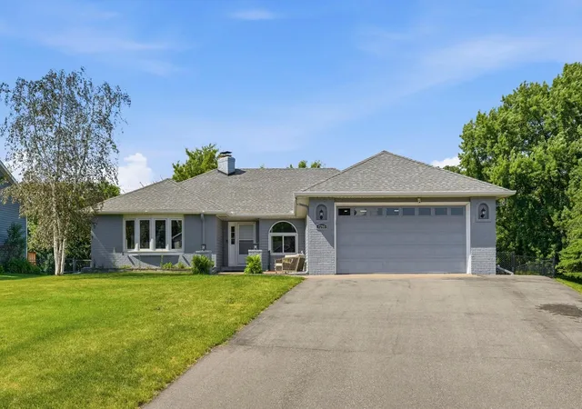 1st image of 7288 Foxboro Ct, Saint Paul, MN 55125 | MLS# 7096112