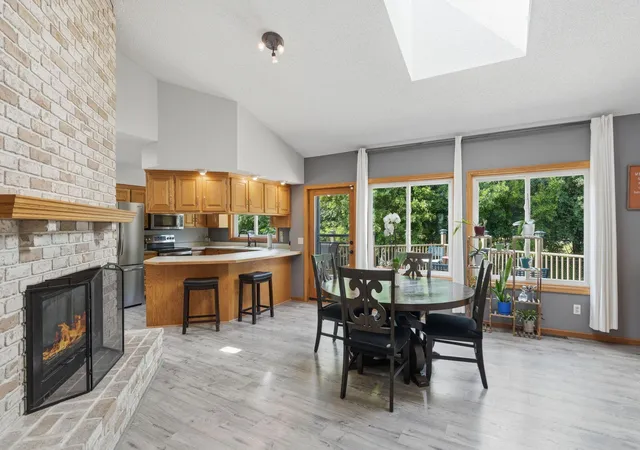 4th image of 7288 Foxboro Ct, Saint Paul, MN 55125 | MLS# 7096112