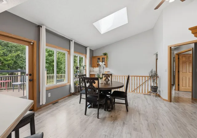 5th image of 7288 Foxboro Ct, Saint Paul, MN 55125 | MLS# 7096112