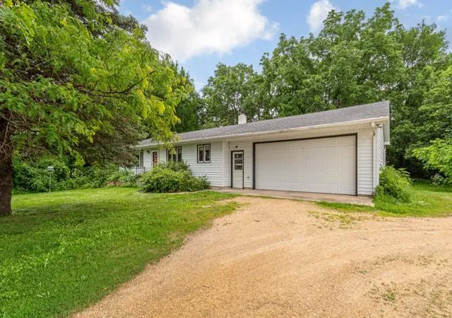 Homes for sale in North Mankato, MN | 52621 Valley View Cir, North Mankato, MN 56003 | MLS# 7096141