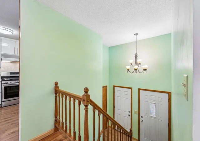Photo 3 of Sale Pending at 9526 Grey Widgeon Pl, Eden Prairie, MN 55347 | MLS# 7096143 | Listing updated on 2026-10-12