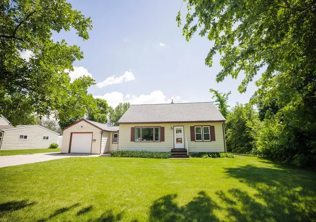 Homes for sale in Morris, MN | 1006 Poughkeepsie Ave, Morris, MN 56267 | MLS# 7096159