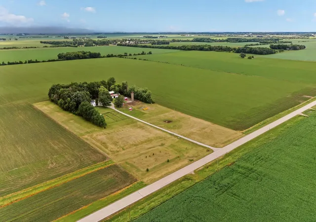 Homes for sale in Hayfield, MN | 16310 750Th St, Hayfield, MN 55940 | MLS# 7096169