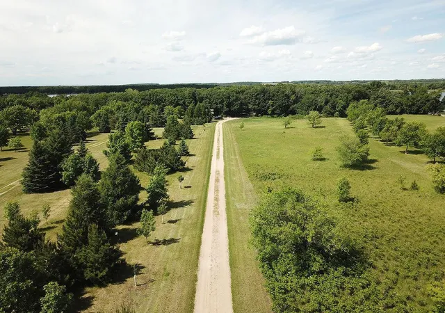 2nd image of 49521 300th St, Henning, MN 56551 | MLS# 7096226