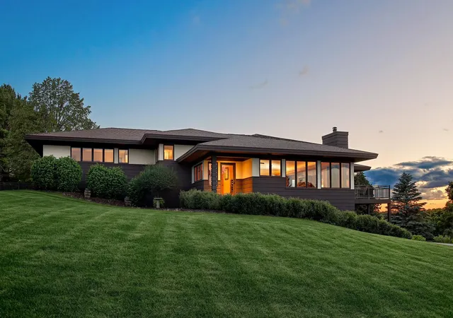 1st image of 31665 County Road 1, La Crescent, MN 55947 | MLS# 7096230