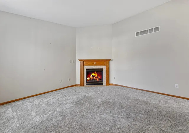 Photo 3 of Single family home for sale at 2102 Mcquillan Ct SE, Rochester, MN 55904 | MLS# 7096231 | Listing updated on 2026-07-30