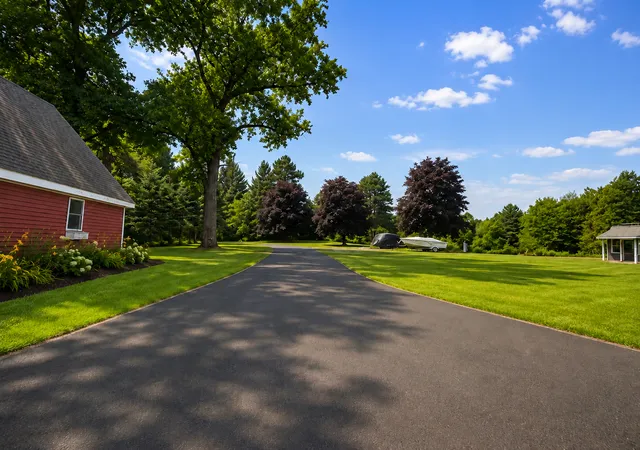 Photo 1 of Single family home for sale at 3020 Oakdale Dr, Saint Paul, MN 55115 | MLS# 7096242 | Listing updated on 2026-09-20