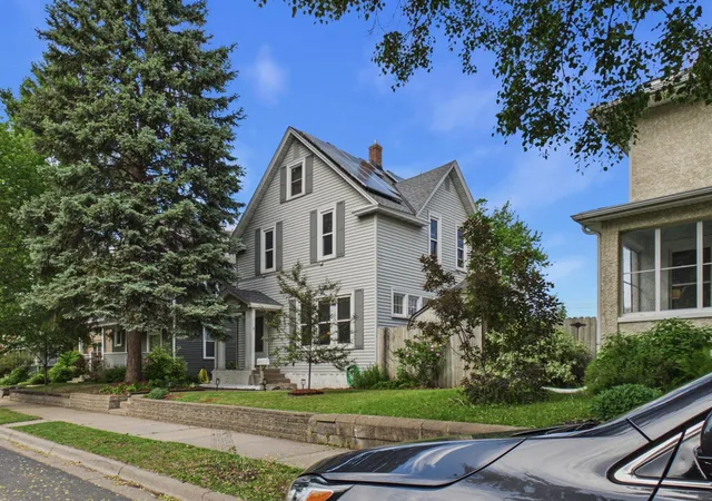 1st image of 121 4th Ave S, South Saint Paul, MN 55075 | MLS# 7096243