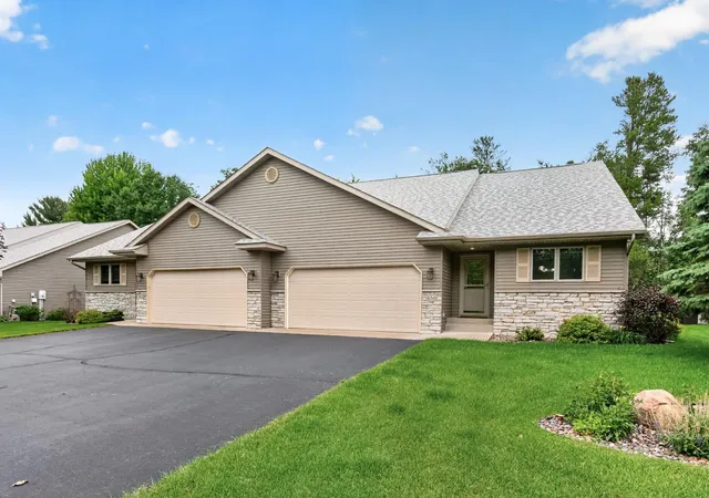 1st image of 466 Cedar Ct, Taylors Falls, MN 55084 | MLS# 7096326