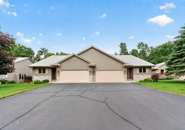 2nd image of 466 Cedar Ct, Taylors Falls, MN 55084 | MLS# 7096326