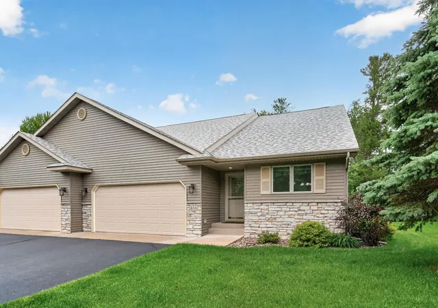 3rd image of 466 Cedar Ct, Taylors Falls, MN 55084 | MLS# 7096326
