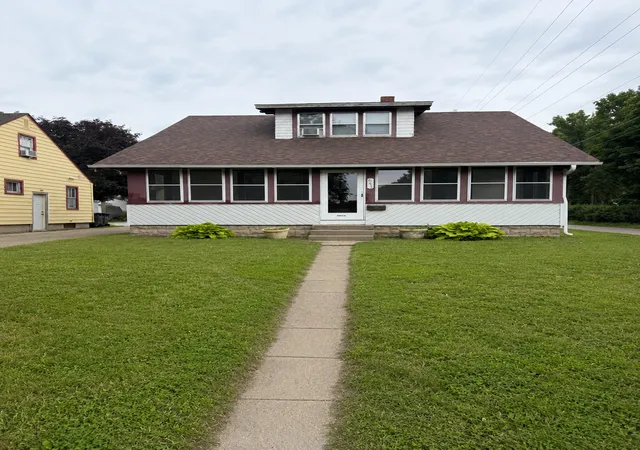 Photo 1 of Single family home for sale at 643 Mound Ave, Mankato, MN 56001 | MLS# 7096331 | Listing updated on 2026-09-03