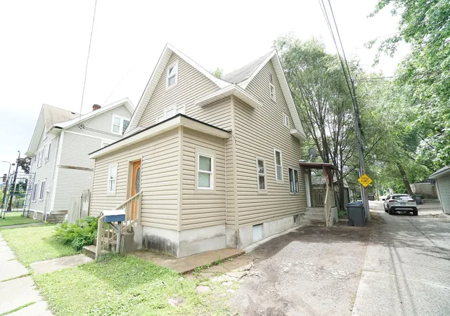 Photo 2 of Single family home for sale at 115 E 35th Street, Minneapolis, MN 55408 | MLS# 7096343 | Listing updated on 2026-08-25