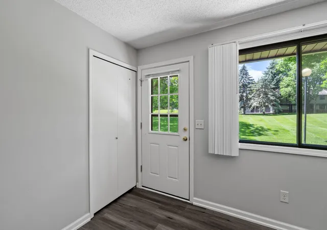 Homes for sale in Eden Prairie, MN | 13359 Zenith Ln, Eden Prairie, MN 55346 | MLS# 7096348