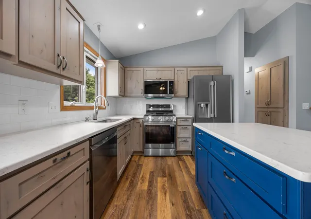 3rd image of 9170 Jareau Ave S, Cottage Grove, MN 55016 | MLS# 7096384