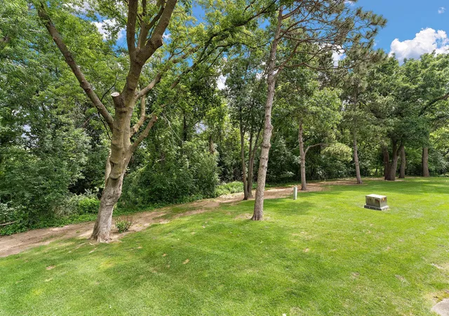 2nd image of 12131 Drake St Nw, Minneapolis, MN 55448 | MLS# 7096397