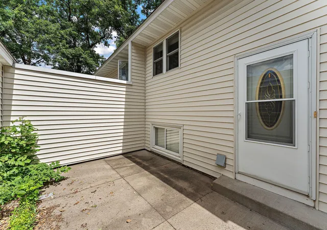 4th image of 12131 Drake St Nw, Minneapolis, MN 55448 | MLS# 7096397