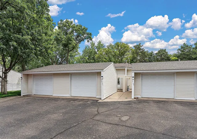 5th image of 12131 Drake St Nw, Minneapolis, MN 55448 | MLS# 7096397