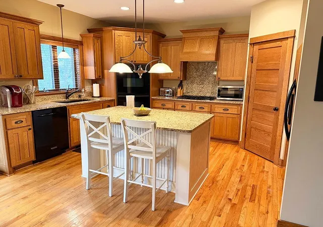 Photo 3 of Sale Pending at 1633 Dupre Rd, Hugo, MN 55038 | MLS# 7096409 | Listing updated on 2026-08-29