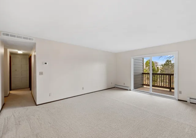 3rd image of 450 Frd Rd, St. Louis Park, MN 55426