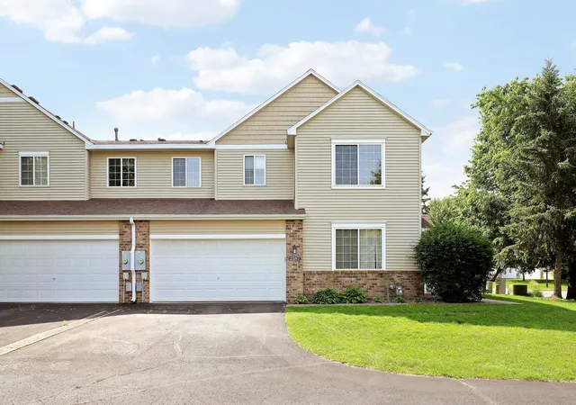 2nd image of 2387 119th Cir Ne, Blaine, MN 55449 | MLS# 7096476
