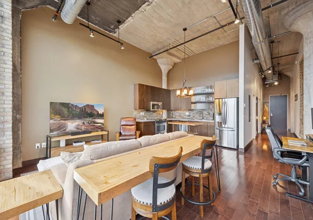 5th image of 618 Washington Ave N, Minneapolis, MN 55401