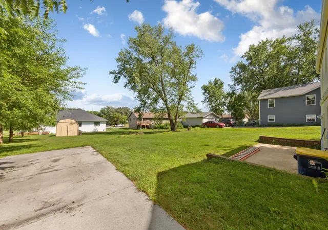 Photo 4 of Single family home for sale at 1135 5th Avenue SW, Faribault, MN 55021 | MLS# 7096504 | Listing updated on 2026-09-12