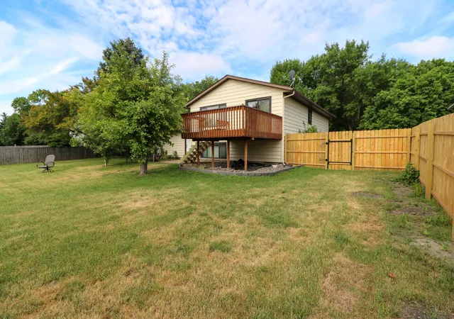 18th image of 1420 S 23rd St S, Fargo, ND 58103 | MLS# 7096516
