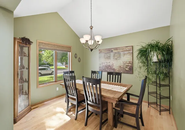 Photo 3 of Single family home for sale at 1576 La Mar Dr, North Mankato, MN 56003 | MLS# 7096521 | Listing updated on 2026-08-18