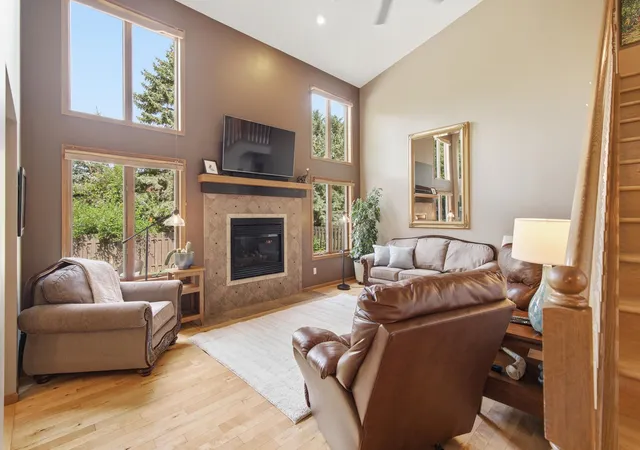 Photo 4 of Single family home for sale at 1576 La Mar Dr, North Mankato, MN 56003 | MLS# 7096521 | Listing updated on 2026-08-18