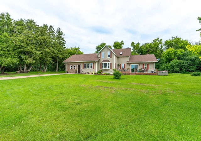 Homes for sale in Fergus Falls, MN | 11729 County Hwy 25, Fergus Falls, MN 56537 | MLS# 7096610
