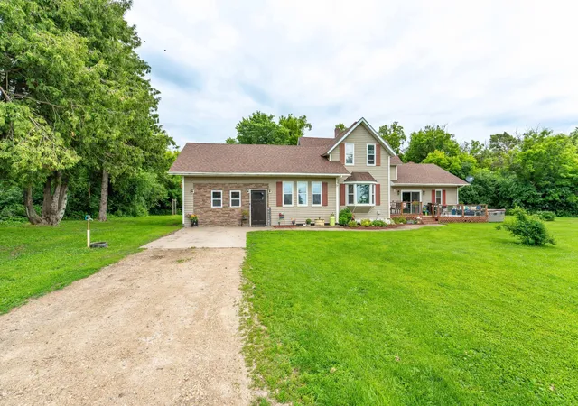 Homes for sale in Fergus Falls, MN | 11729 County Hwy 25, Fergus Falls, MN 56537 | MLS# 7096610