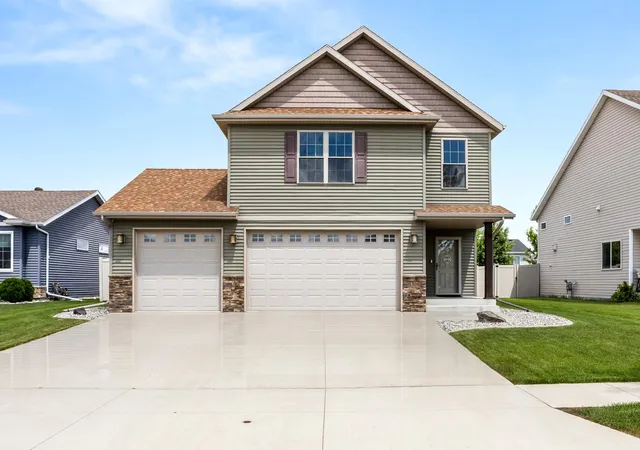 Homes for sale in West Fargo, ND | 1308 31st Ave W, West Fargo, ND 58078 | MLS# 7096619
