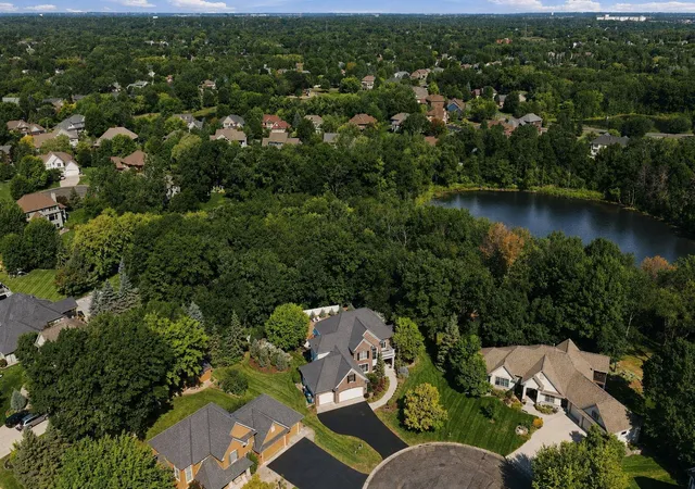 image of 11499 Ashley Ct, Inver Grove Heights, MN 55077 | MLS# 7096621