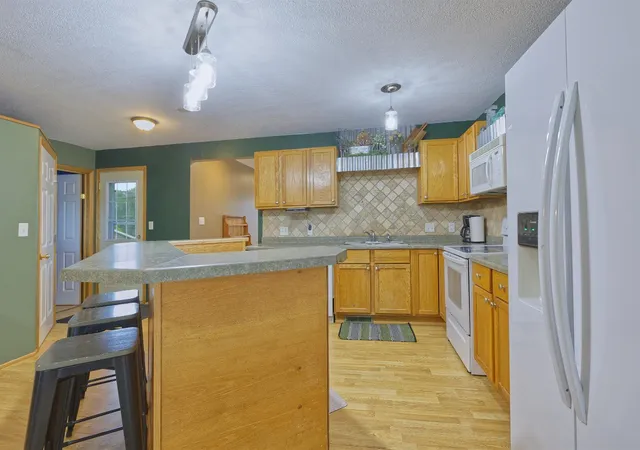 Homes for sale in Winsted, MN | 621 2Nd Street Street S, Winsted, MN 55395 | MLS# 7096625