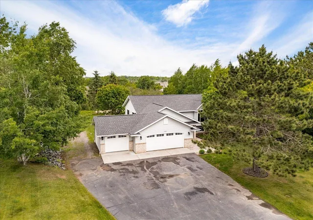Homes for sale in Hermantown, MN | 4909 Whitetail Dr, Hermantown, MN 55811 | MLS# 7096647