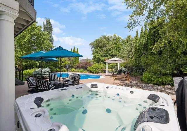 3rd image of 3049 Fairway Dr, Chaska, MN 55318 | MLS# 7096668