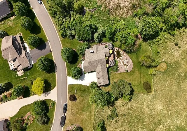 4th image of 25310 Willow Ct, New Prague, MN 56071 | MLS# 7096669